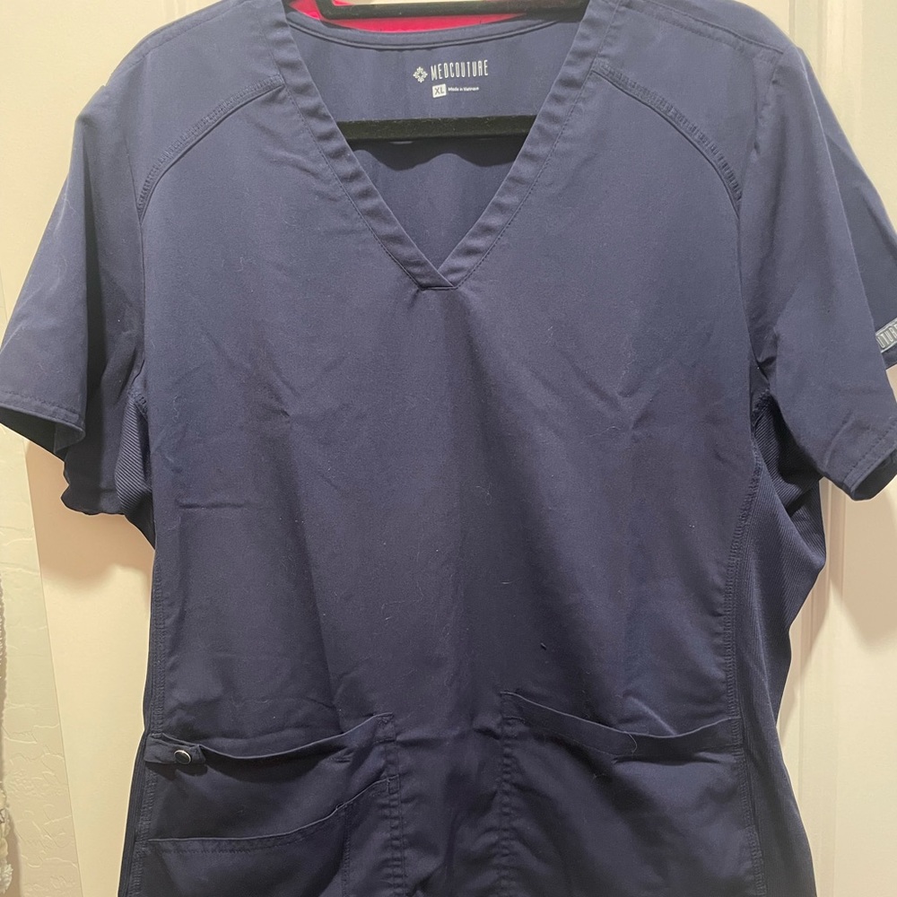 Scrub top